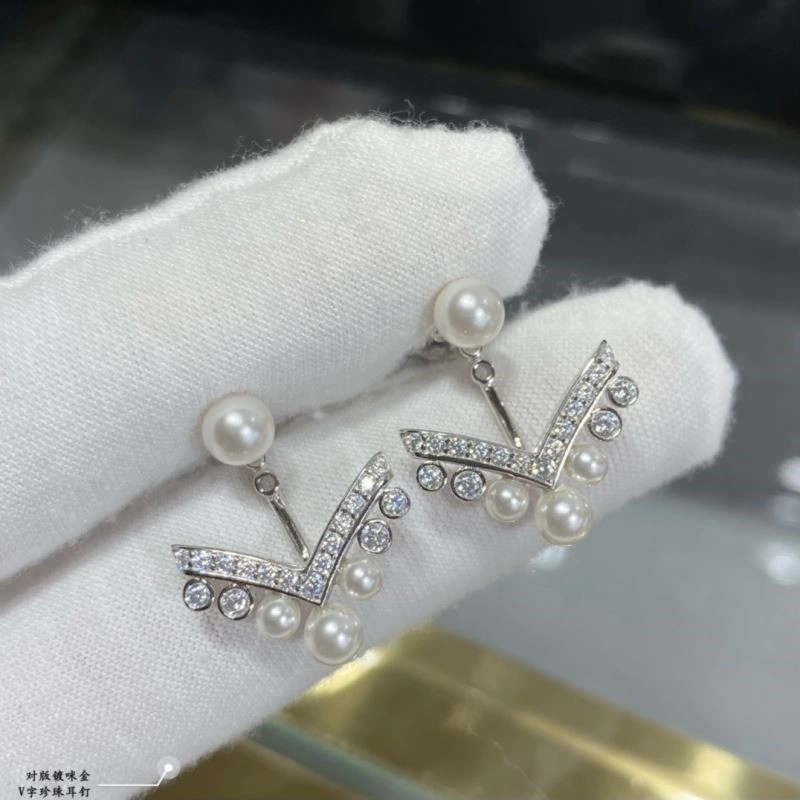 Chaumet Earrings HighQuality 209997