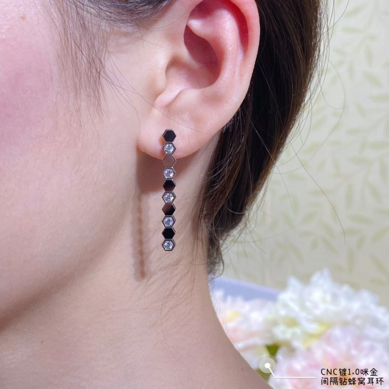 Vibrant Chaumet Earrings 209995