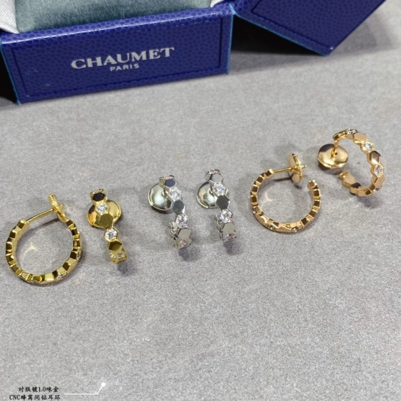 Chaumet Earrings Breathable 208137