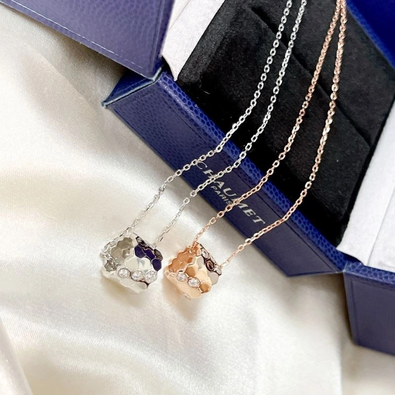 Chaumet Necklaces SoftTouch 213999