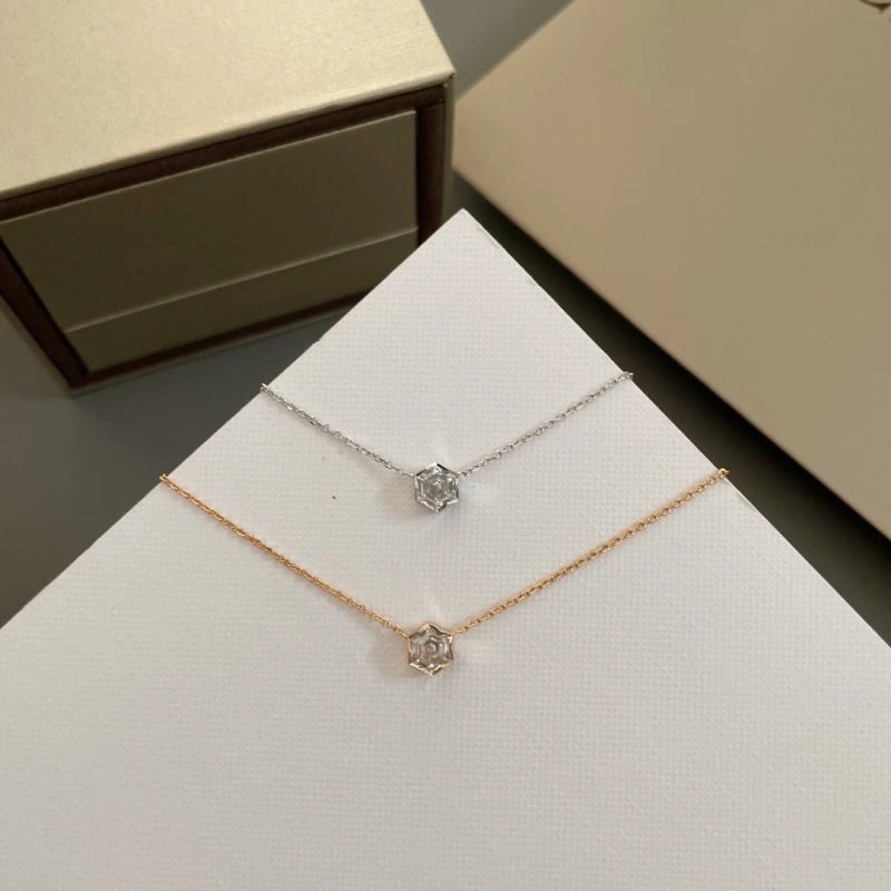 Trendsetting Chaumet Necklaces 214002