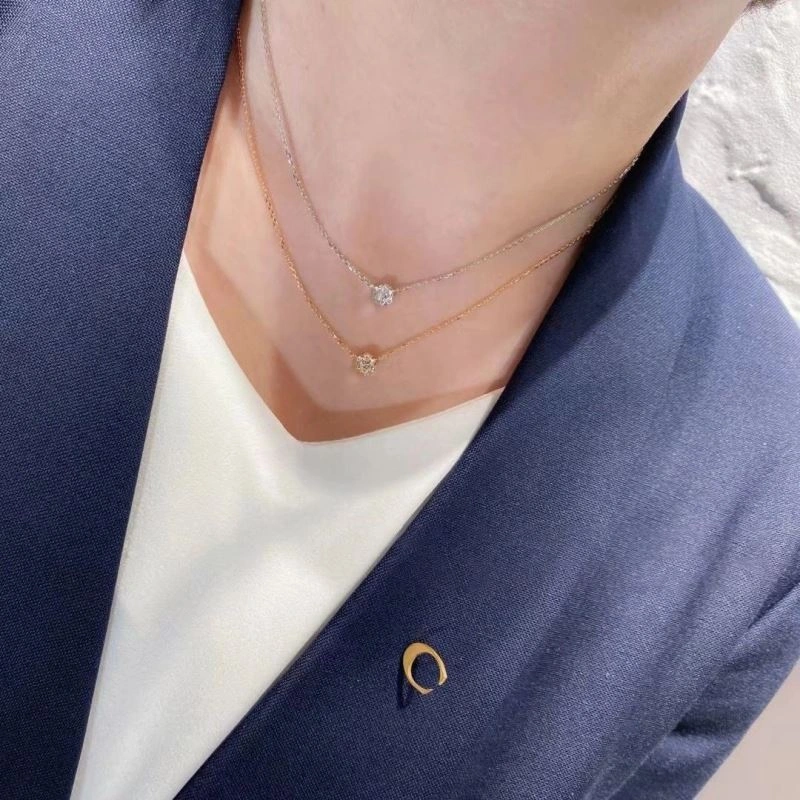 Trendsetting Chaumet Necklaces 214002