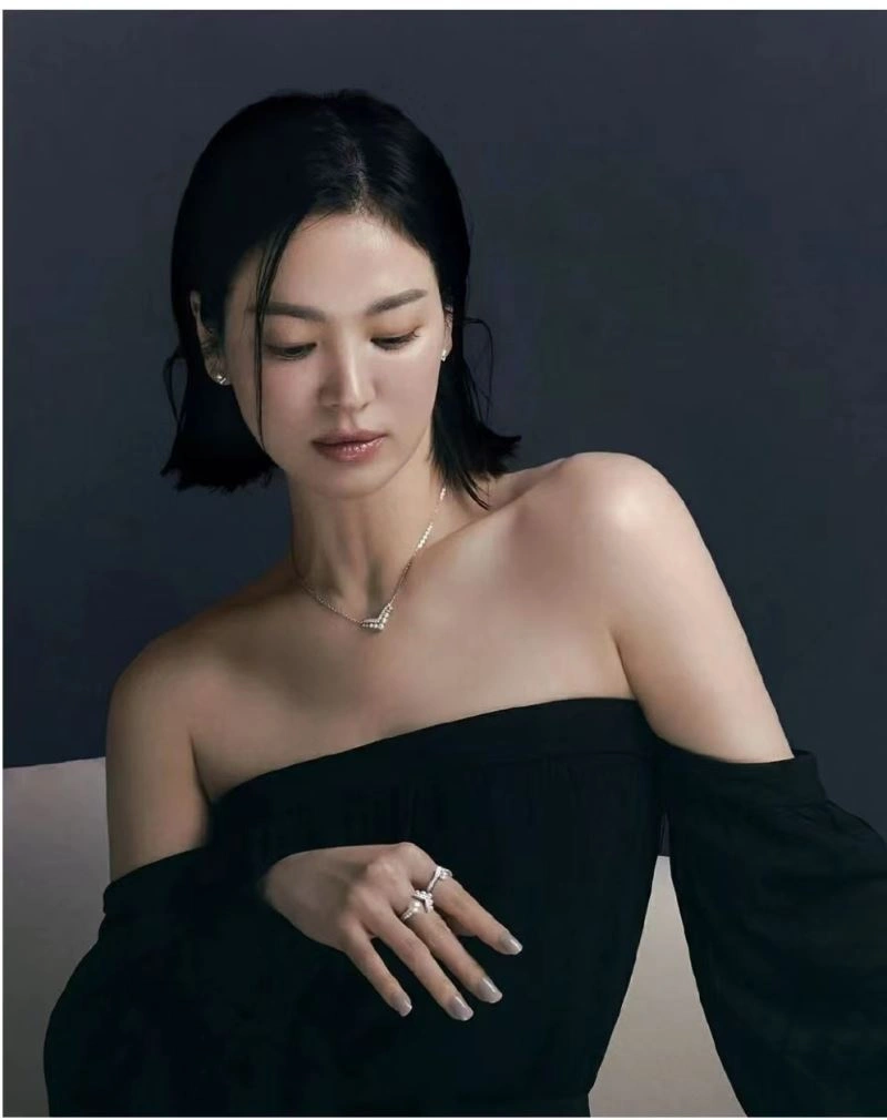 Chaumet Necklaces EyeCatching 213557