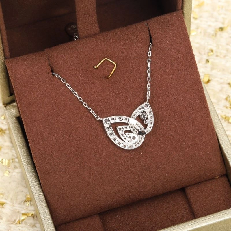 SmartChoice Chaumet Necklaces 213542
