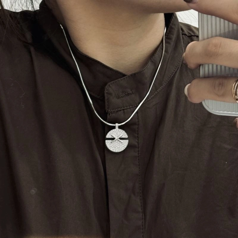 Lightweight Chaumet Necklaces 213553