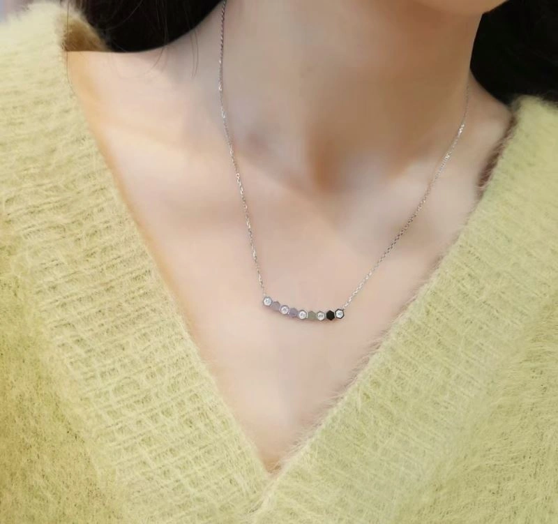 Functional Chaumet Necklaces 214652