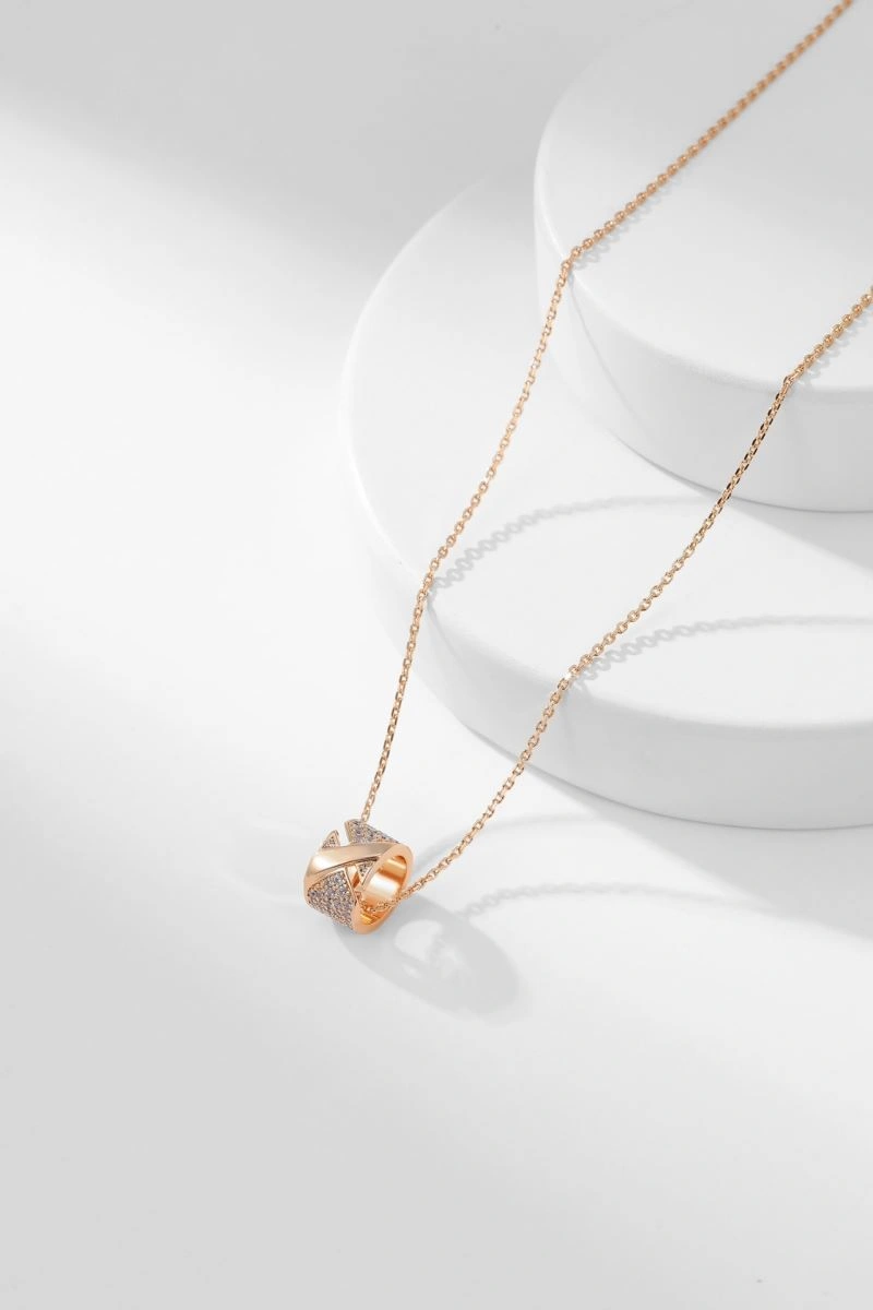 UrbanChic Chaumet Necklaces 214648