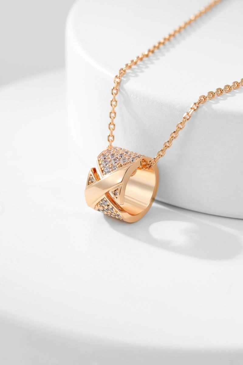 UrbanChic Chaumet Necklaces 214648