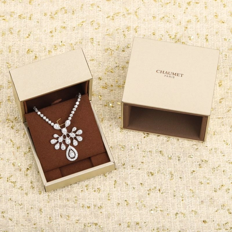 Chaumet Necklaces Vibrant 213096