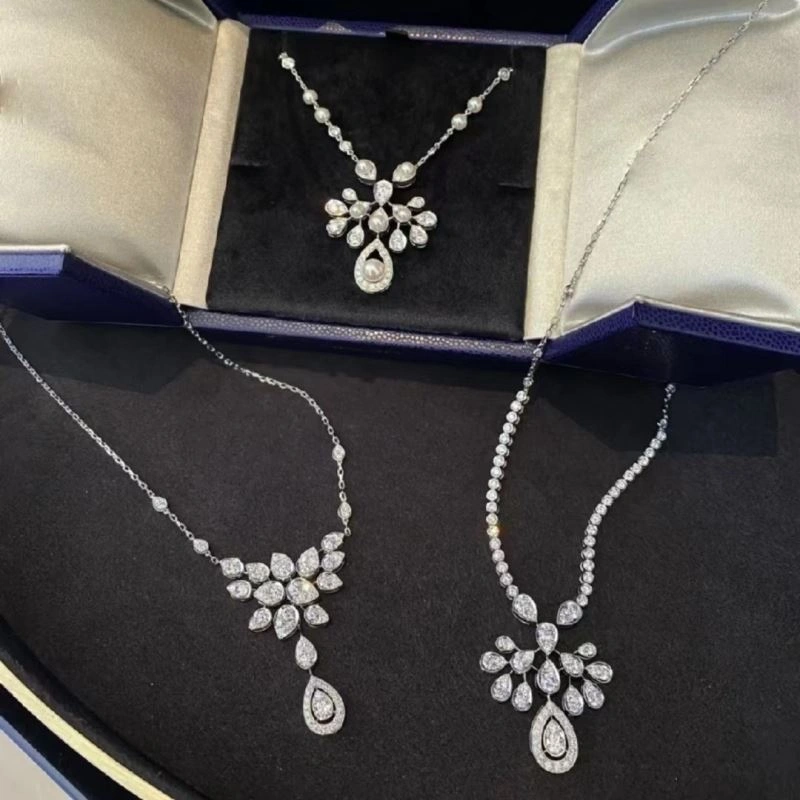 Colorful Chaumet Necklaces 213107