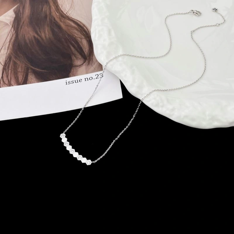 Lightweight Chaumet Necklaces 213112