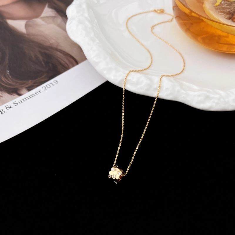 Breathable Chaumet Necklaces 213098