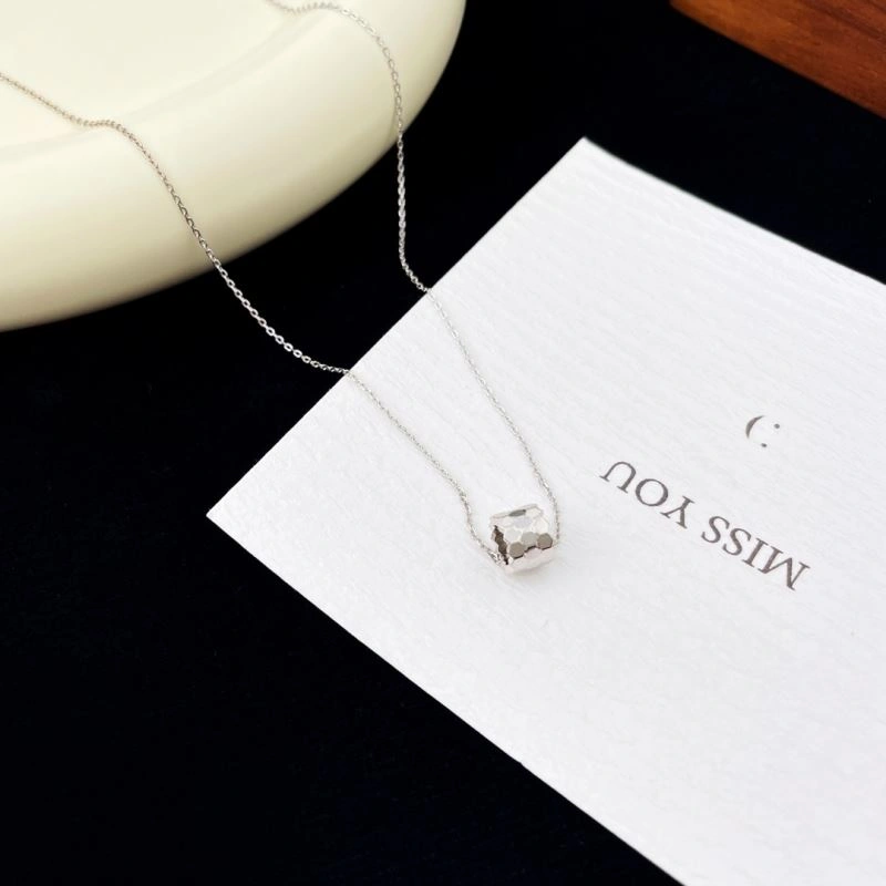 Chaumet Necklaces Breathable 213102
