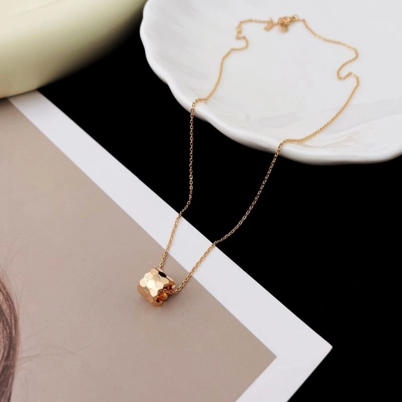 Chaumet Necklaces Breathable 213102