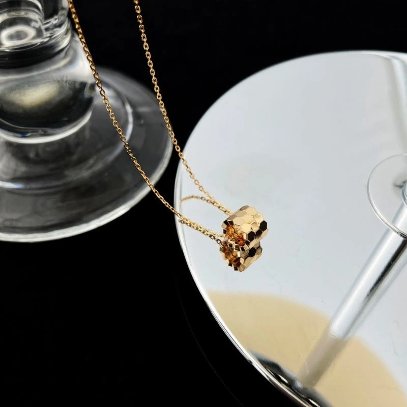 Chaumet Necklaces Breathable 213102