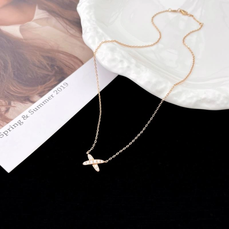 UrbanChic Chaumet Necklaces 213103