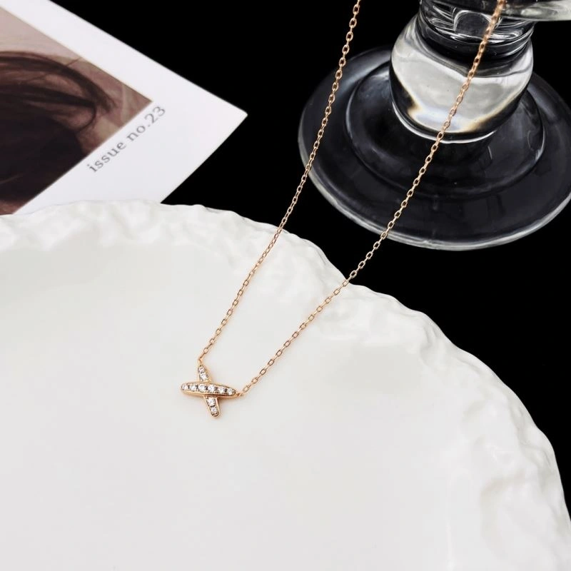 UrbanChic Chaumet Necklaces 213103
