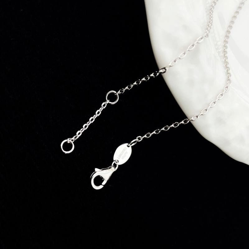 UrbanChic Chaumet Necklaces 213103