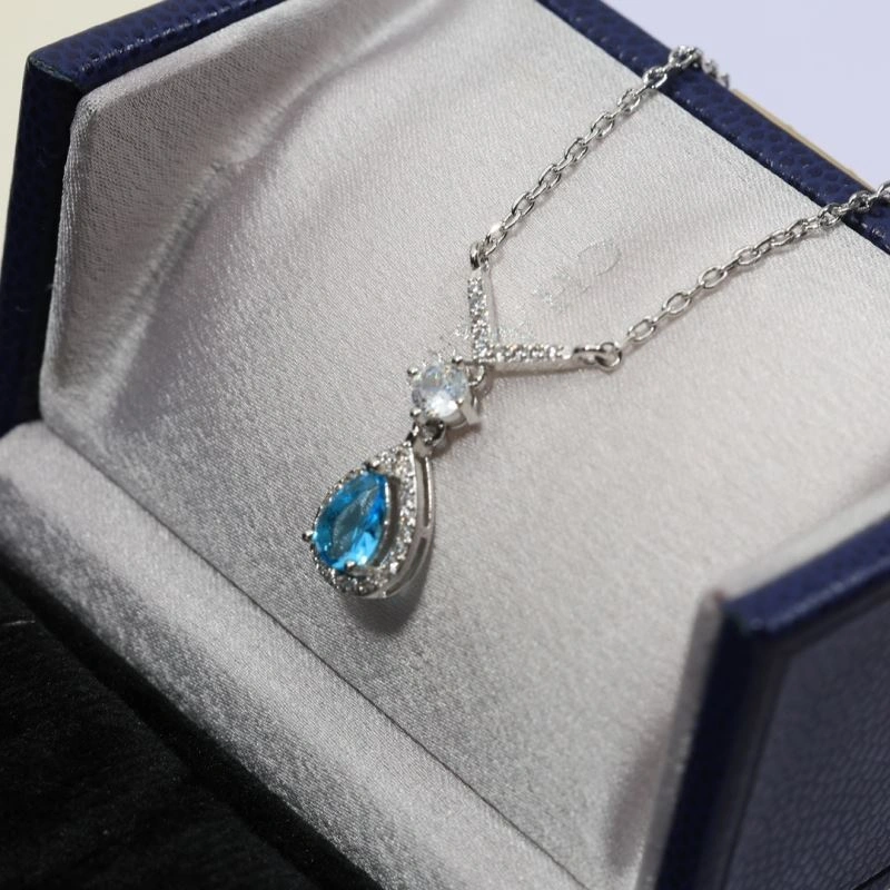 Chaumet Necklaces Youthful 213106
