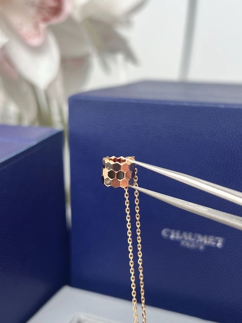 Bright Chaumet Necklaces 212674