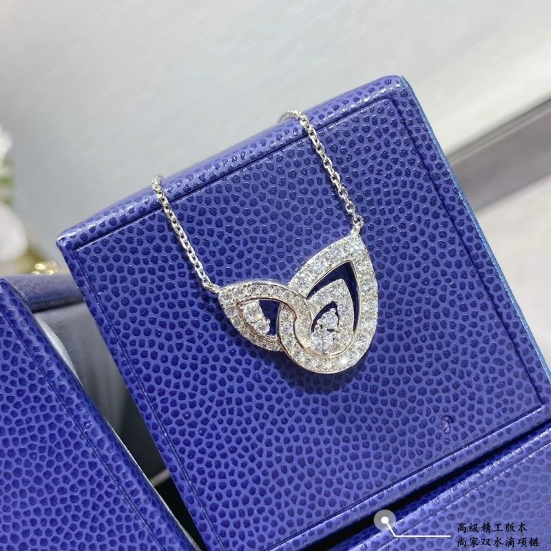 Sustainable Chaumet Necklaces 212315