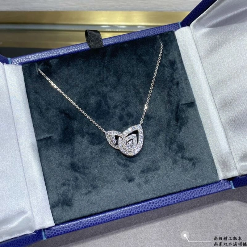 Sustainable Chaumet Necklaces 212315