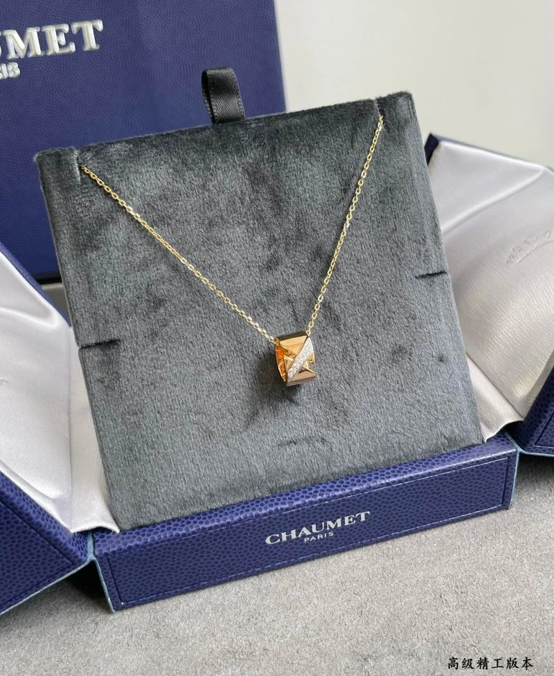 SmoothTexture Chaumet Necklaces 212328