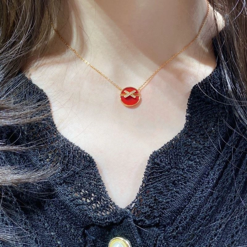 Chaumet Necklaces ModernLook 212302