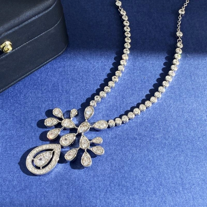 Chaumet Necklaces Unisex 212292