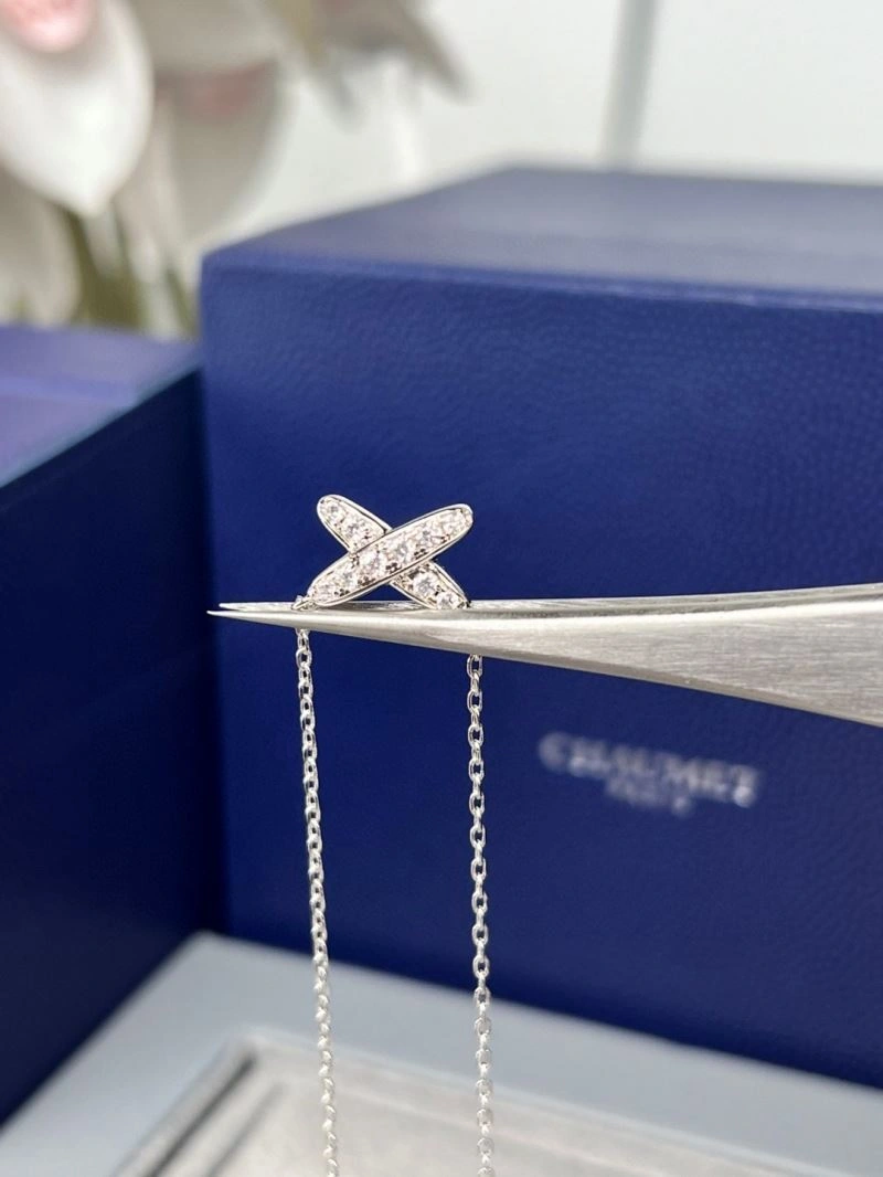 Timeless Chaumet Necklaces 212290