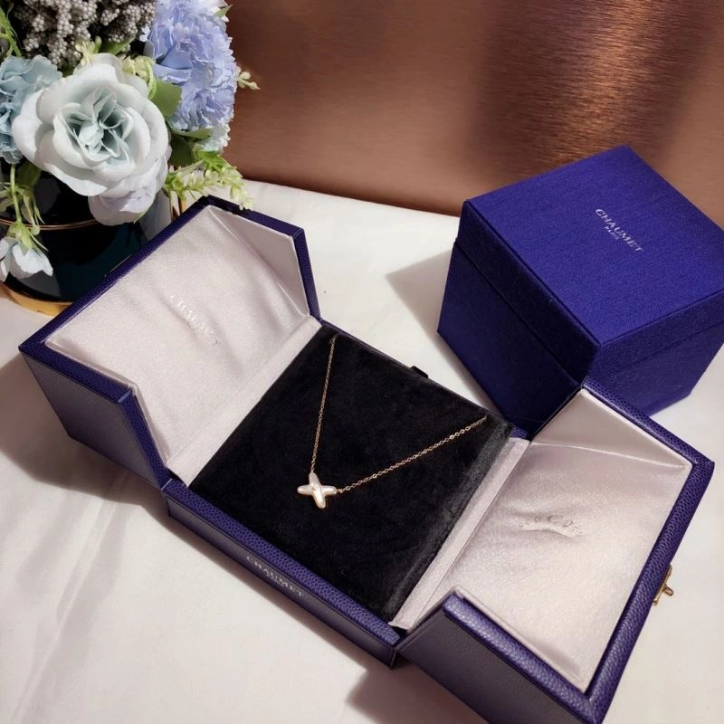 Chaumet Necklaces Practical 211406