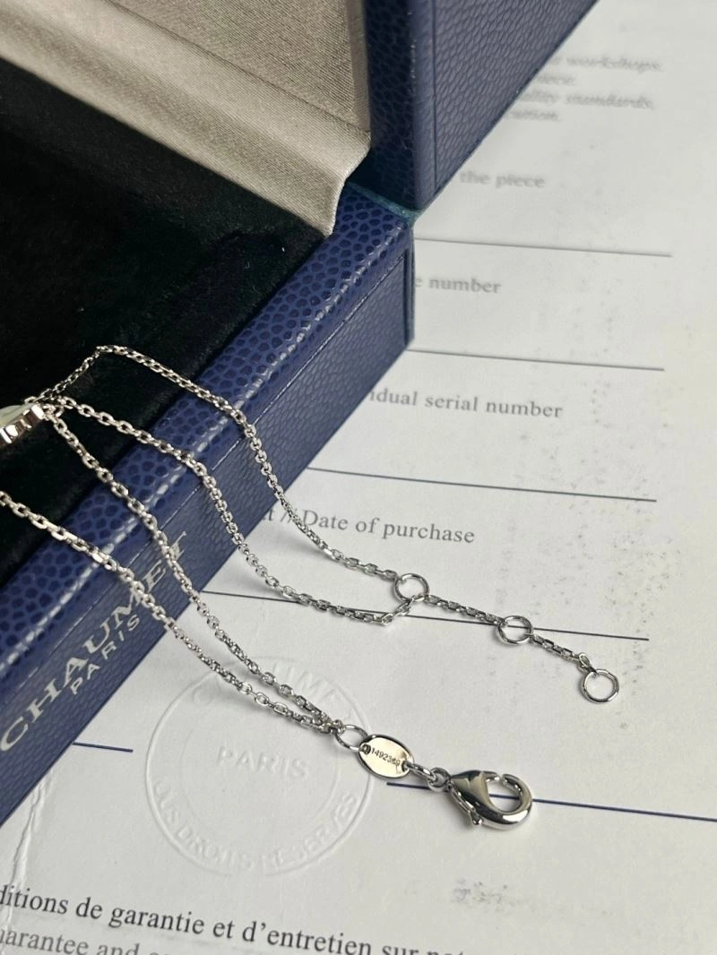 Chaumet Necklaces Versatile 211387