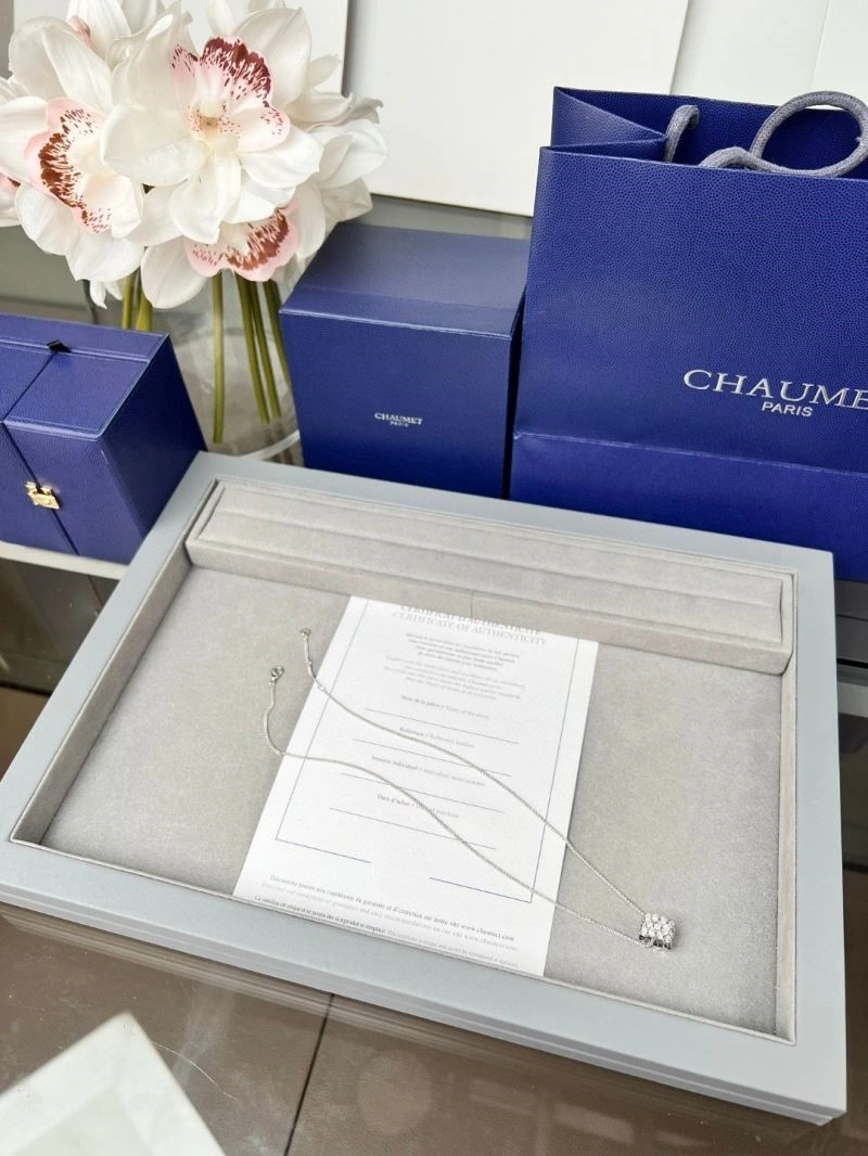 Chaumet Necklaces Minimalist 210853