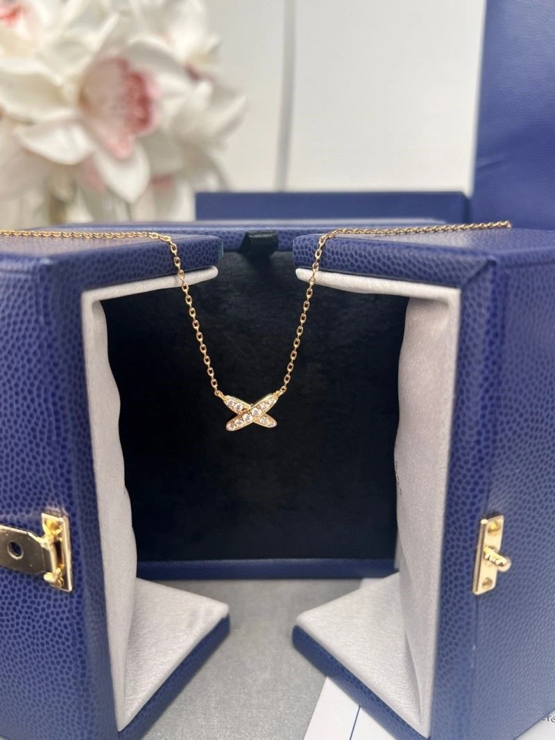 Chaumet Necklaces Lightweight 210851