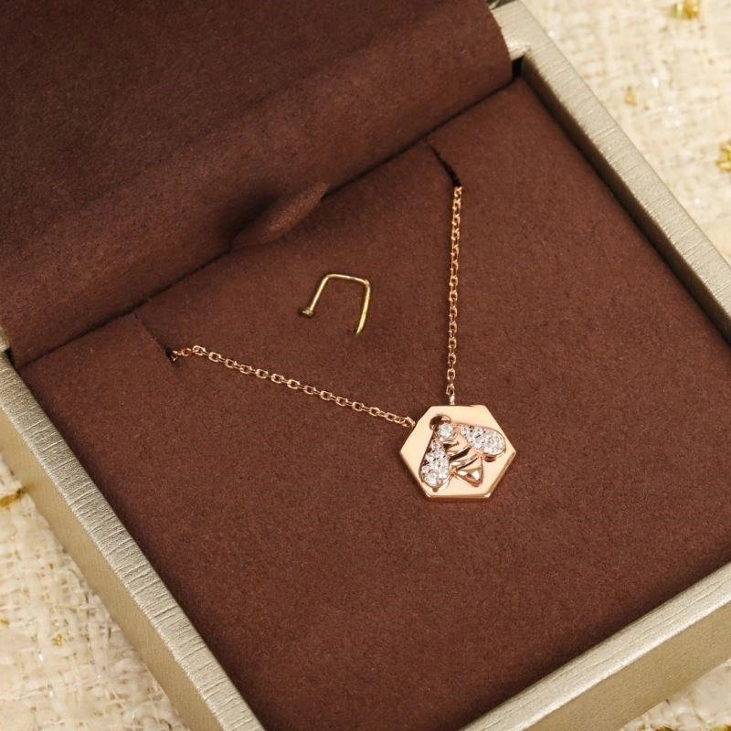 Chaumet Necklaces Soft 210844