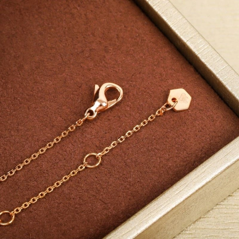 Chaumet Necklaces Soft 210844