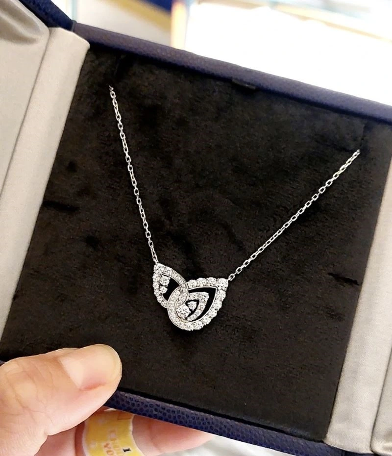 ComfortFit Chaumet Necklaces 210856