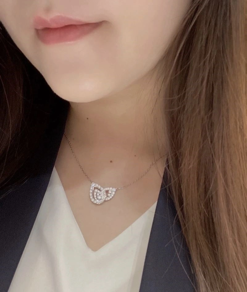 ComfortFit Chaumet Necklaces 210856