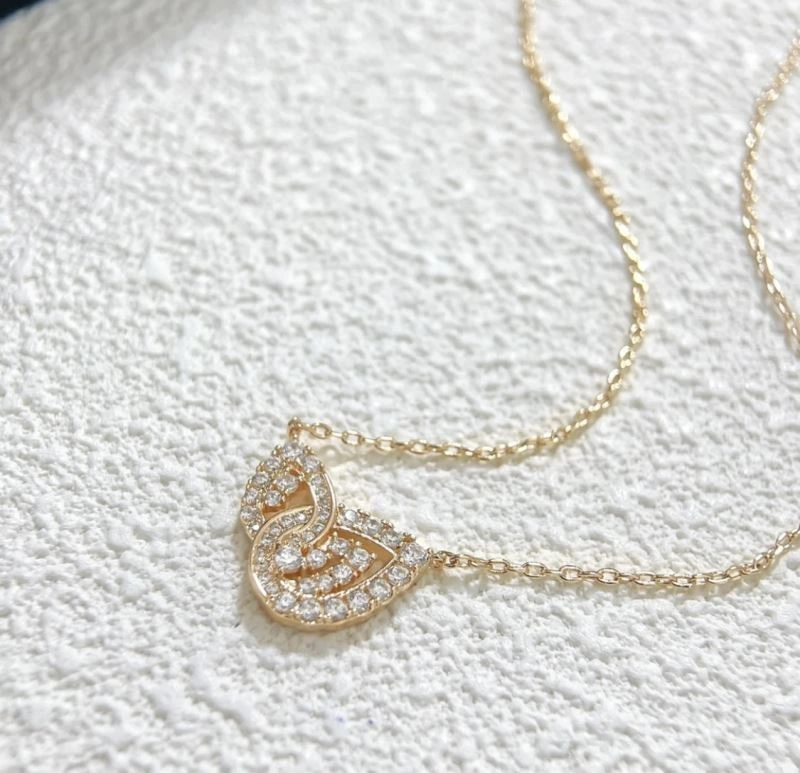 ComfortFit Chaumet Necklaces 210856