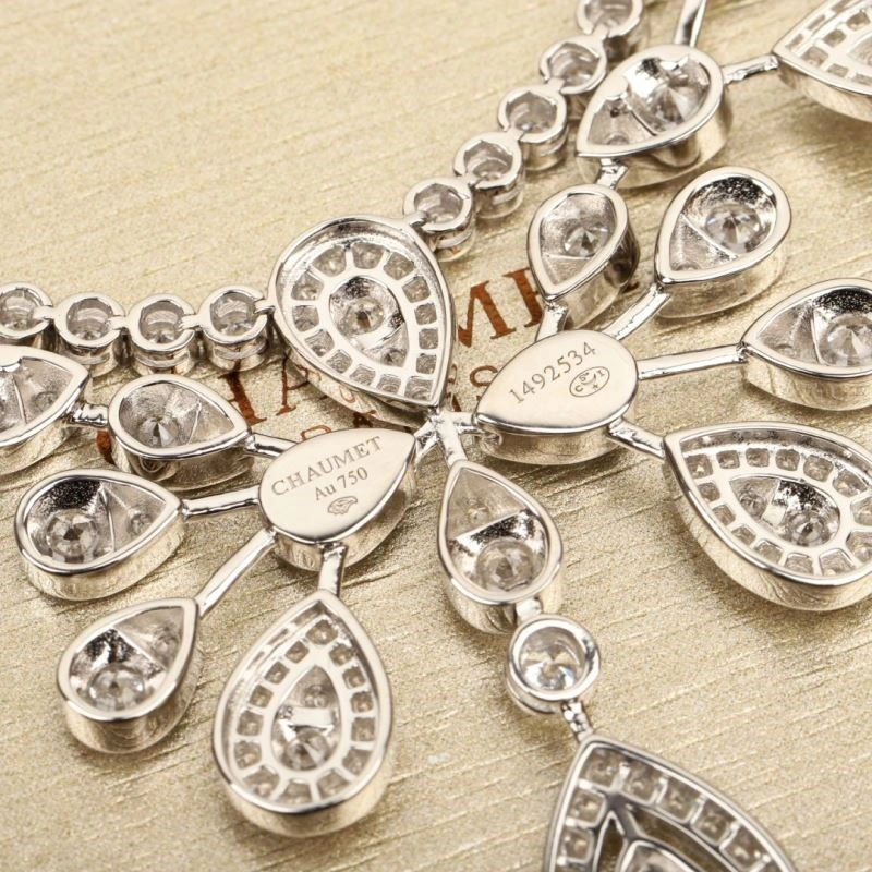 Chaumet Necklaces Sophisticated 210841