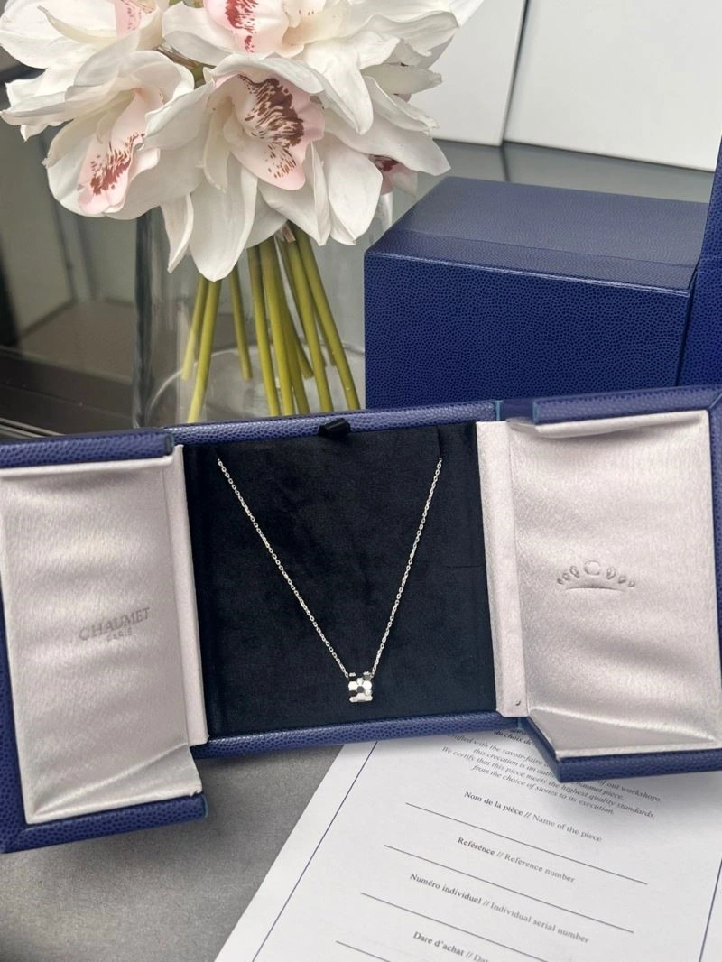 Casual Chaumet Necklaces 209988