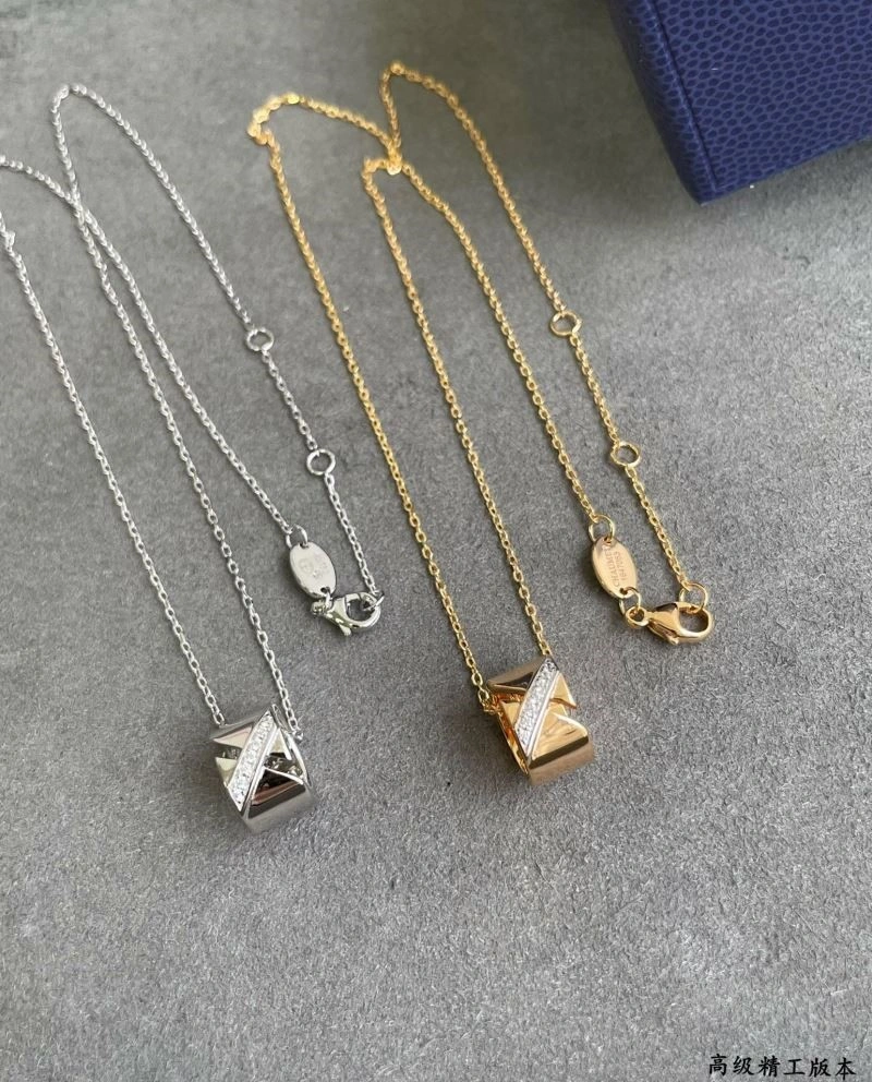 Chaumet Necklaces ModernLook 209985