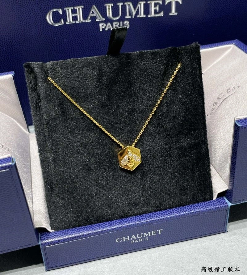 Chaumet Necklaces Snug 209979