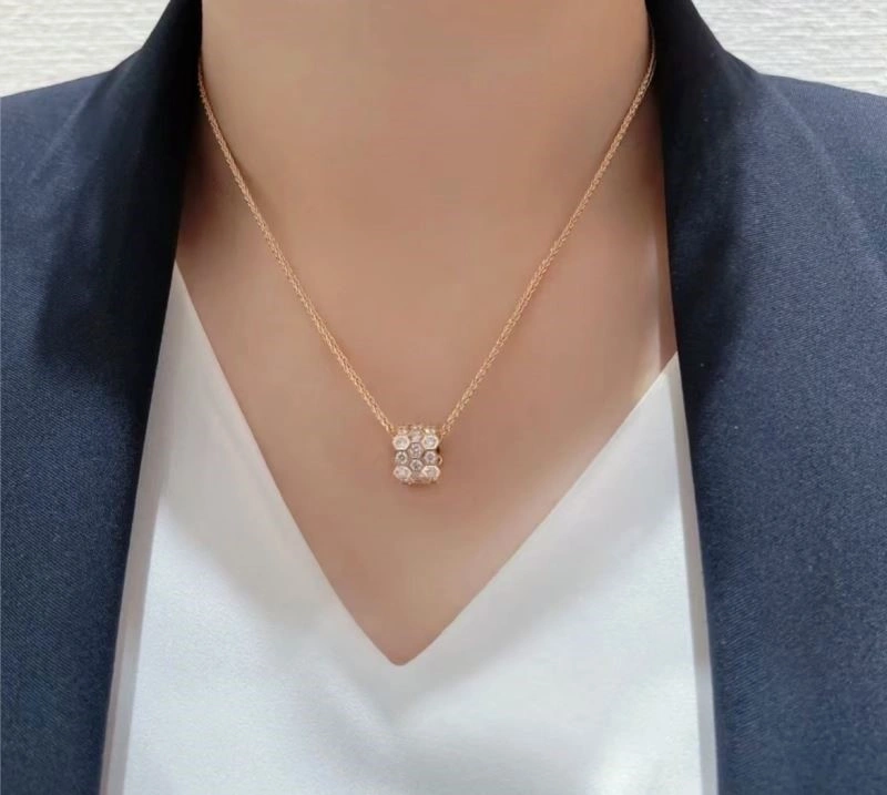 Chaumet Necklaces Casual 209959