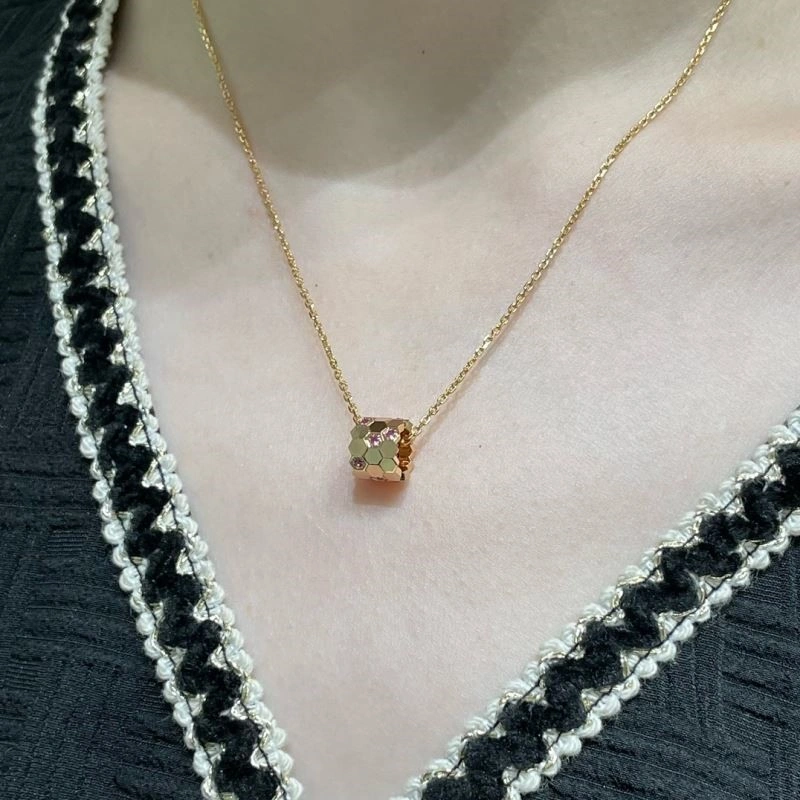 FreshLook Chaumet Necklaces 209968