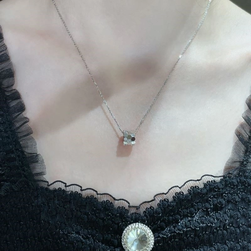 Chaumet Necklaces Effortless 209963
