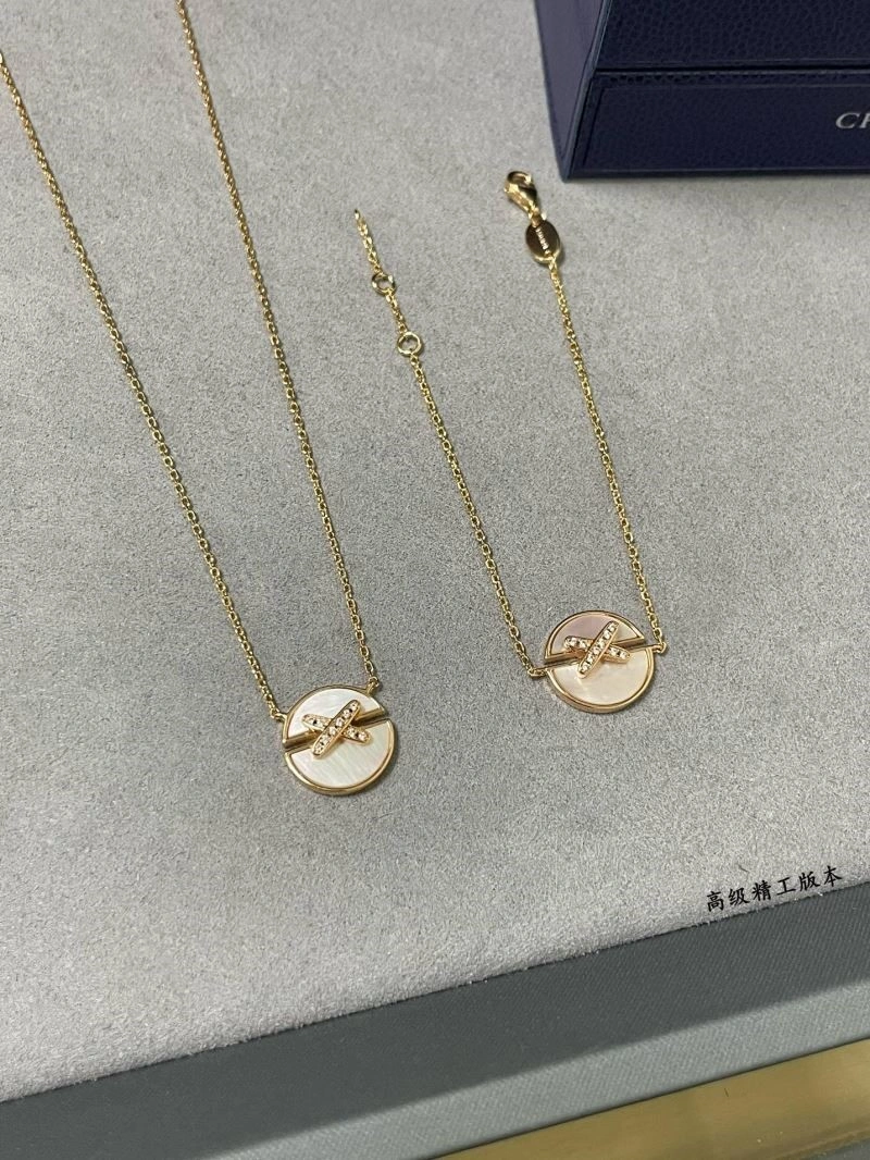 Popular Chaumet Necklaces 209977