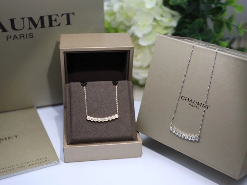 Practical Chaumet Necklaces 209980
