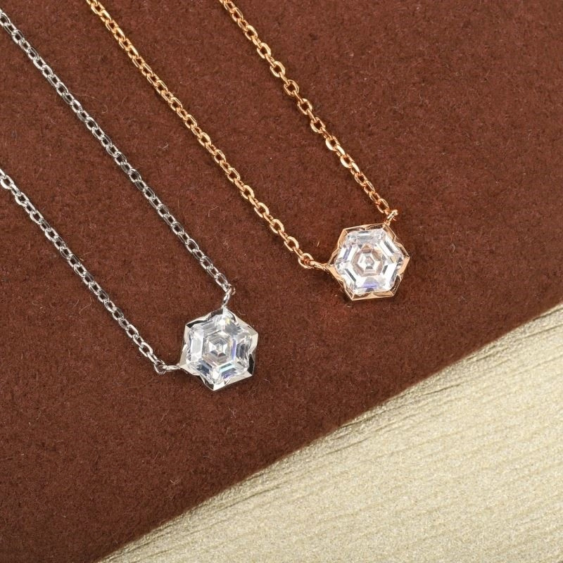 Chaumet Necklaces Practical 209957