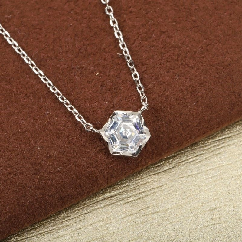 Chaumet Necklaces Practical 209957